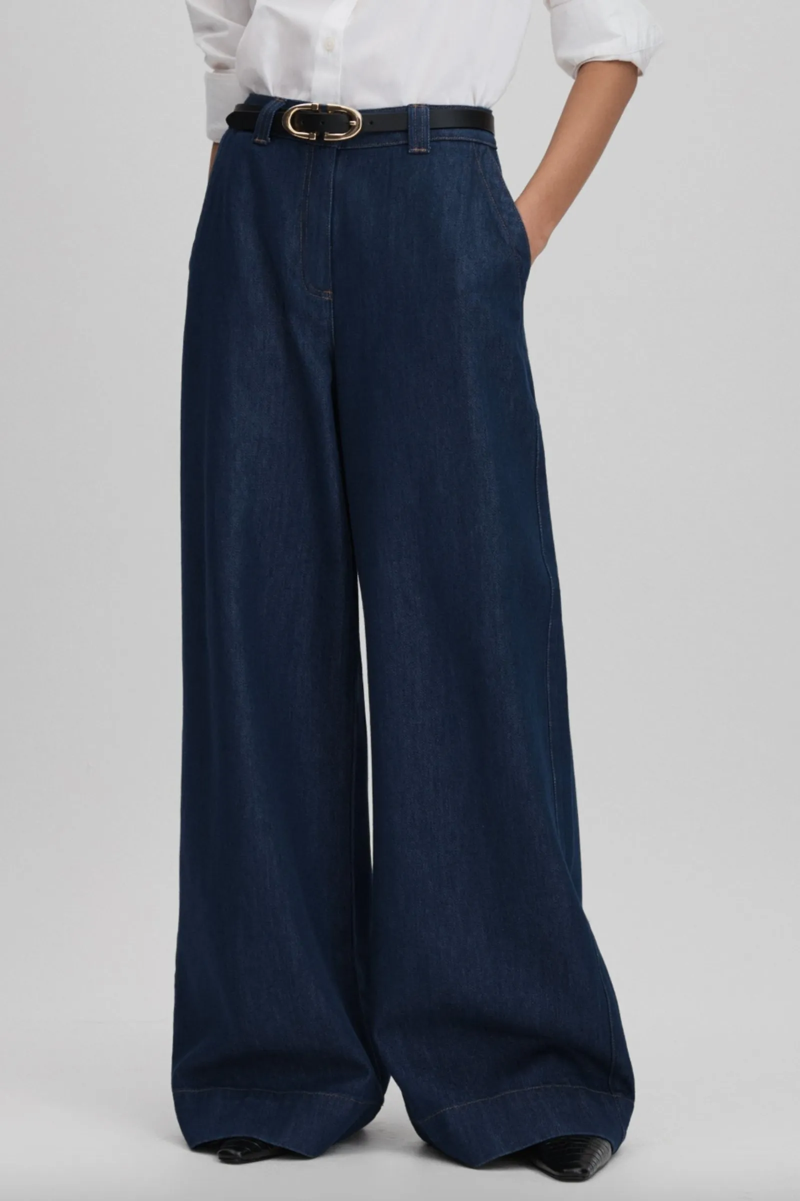 Olivia Wide Leg Contrast Stitch Jeans