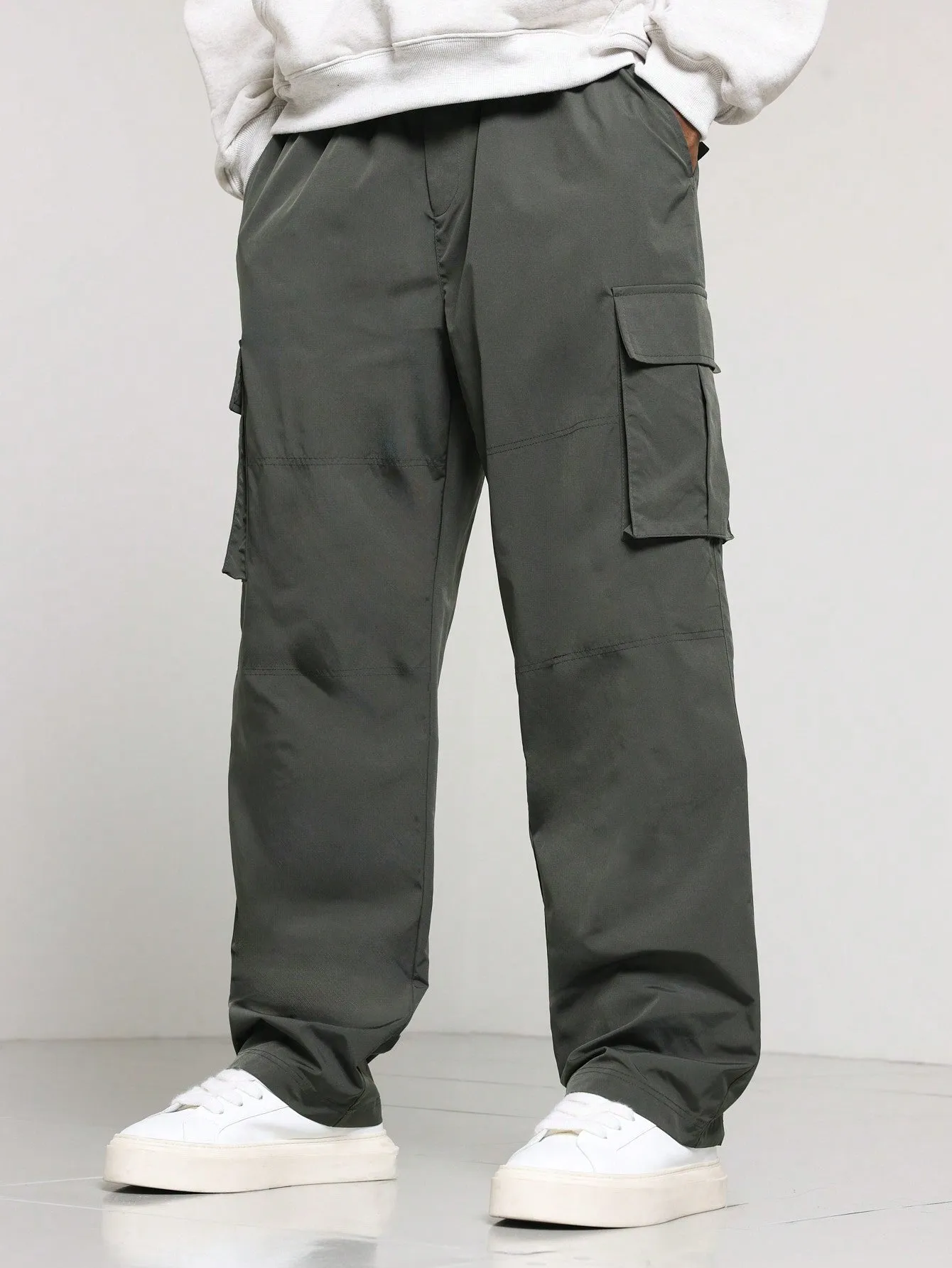 Skater Fit Nylon Cargo Pant