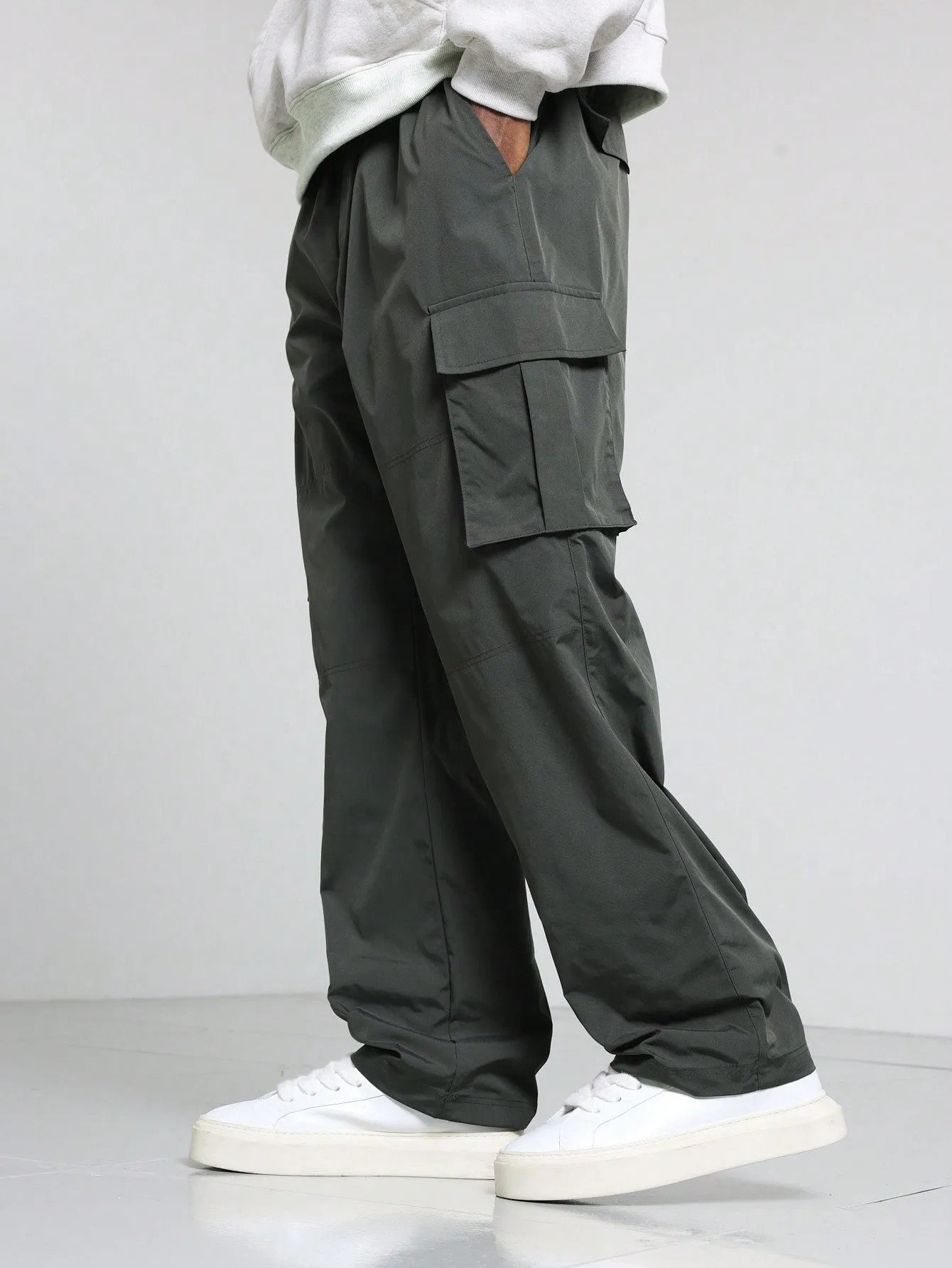 Skater Fit Nylon Cargo Pant